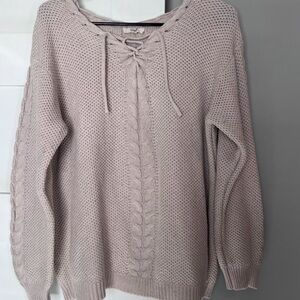 Women’s Cream Tie Sweater Size M/L